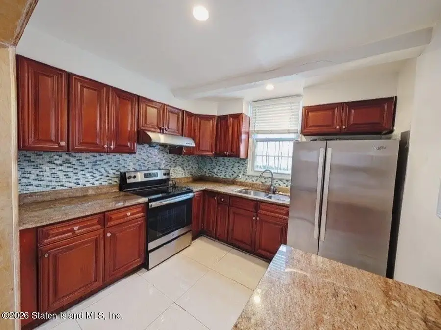 11 Sunnymeade Village, Staten Island, NY 10305 - #3