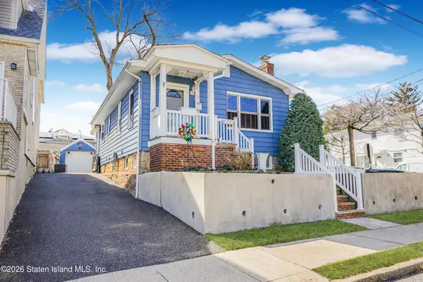 76 Whitman Avenue, Staten Island, NY 10308