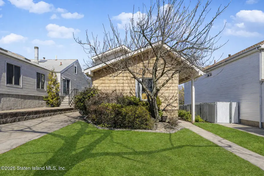 140 Mc Arthur Avenue, Staten Island, NY 10312 - #2