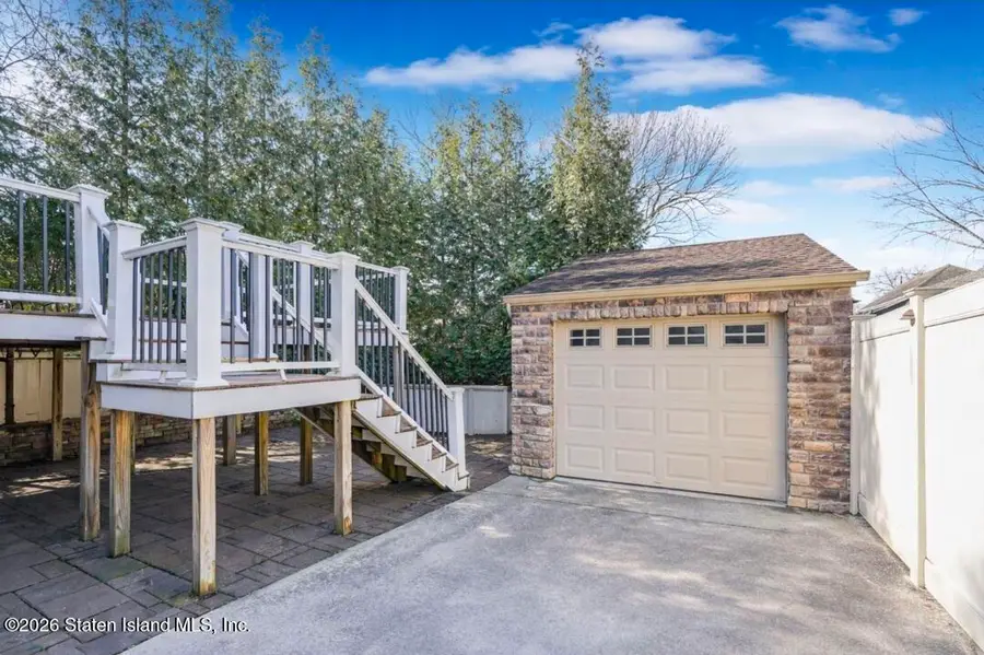 252 Barnard Avenue, Staten Island, NY 10307 - #3
