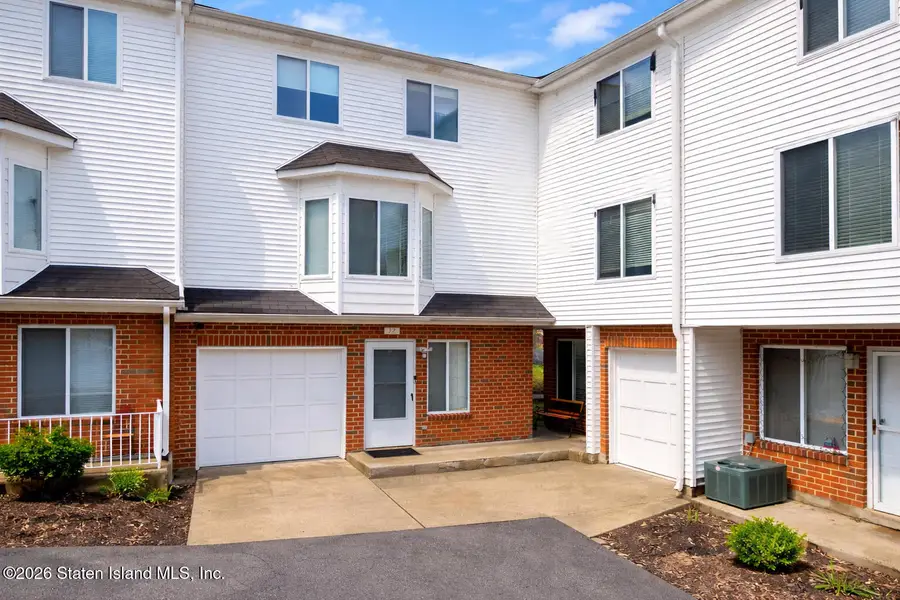 32 Amanda Court, Staten Island, NY 10312 - #2