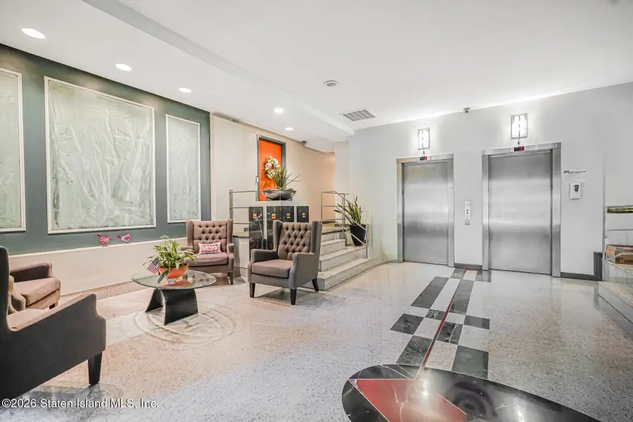 31 Hylan Boulevard #1a, Staten Island, NY 10305 - #3