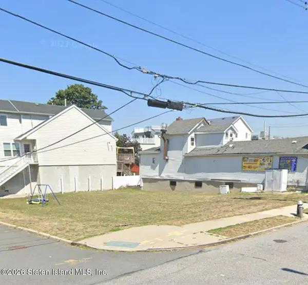 649 Oceanside Avenue, Staten Island, NY 10305