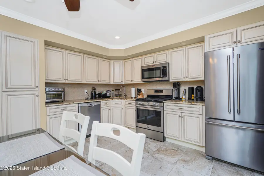 25 Elkhart Street, Staten Island, NY 10308 - #3