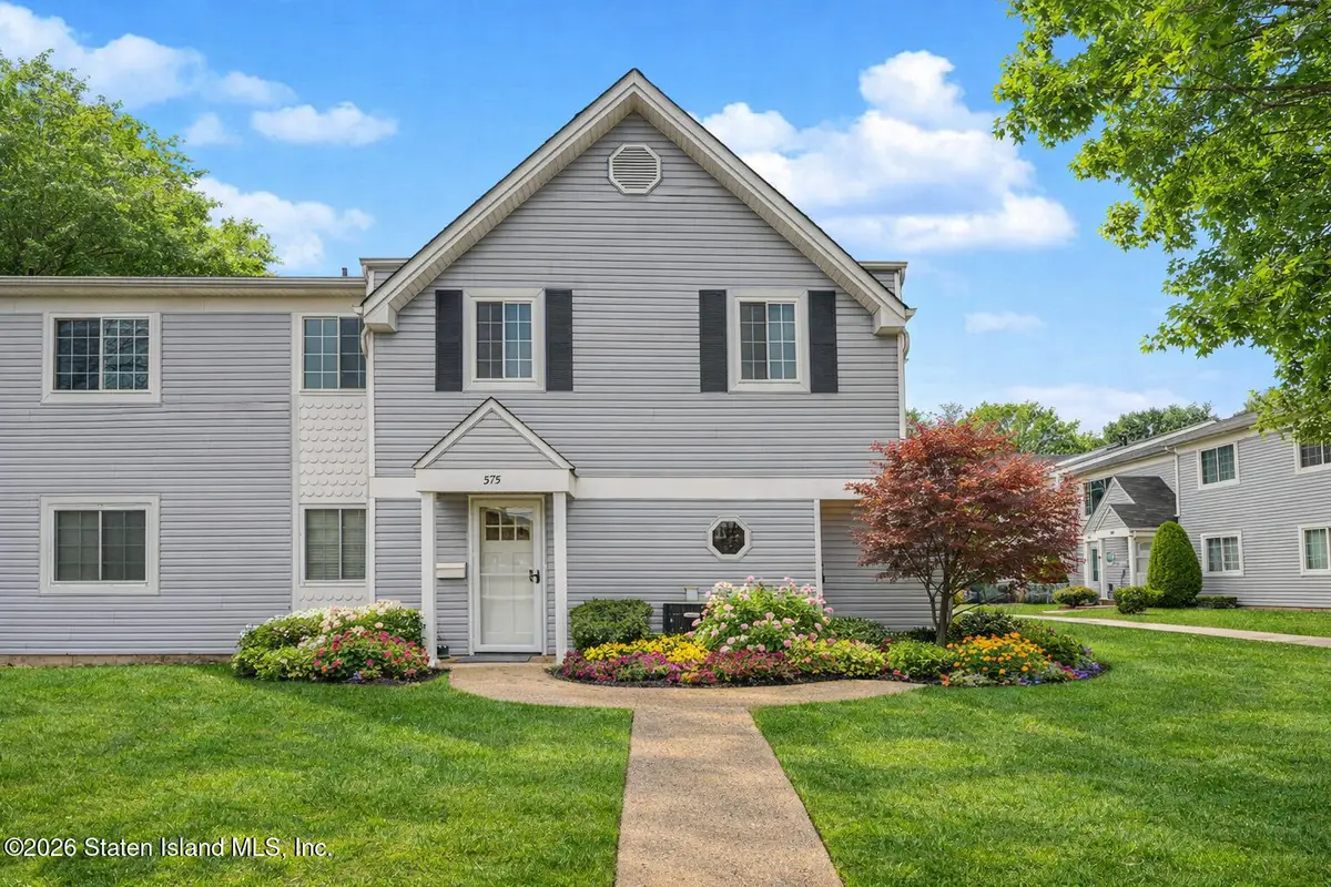 573 Correll Avenue, Staten Island, NY 10309 - #1