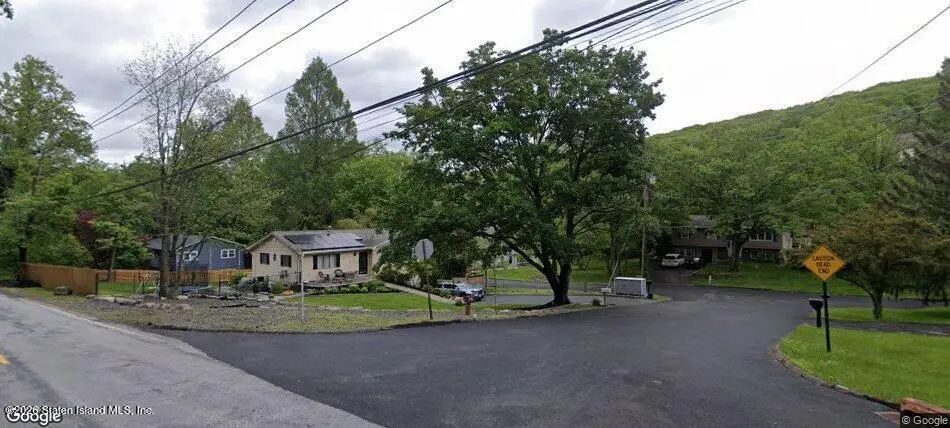 4 North Circle, Auburn, NY 00000 - #1