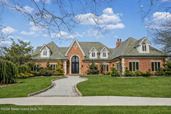 7 Rice Avenue, Staten Island, NY 10301