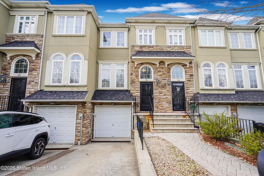 196 Presentation Circle, Staten Island, NY 10312 - #2