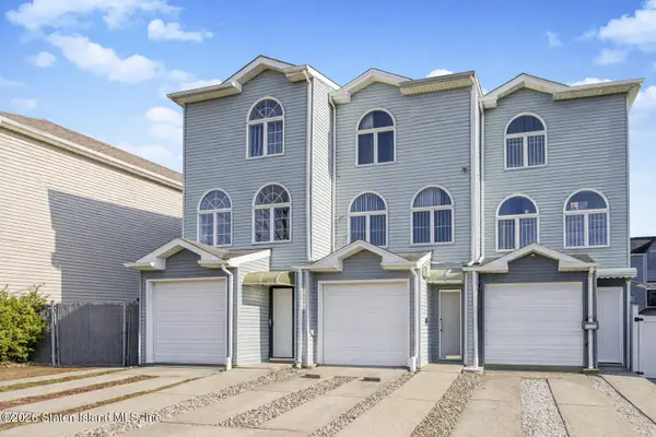 18 Saint Johns Avenue, Staten Island, NY 10305