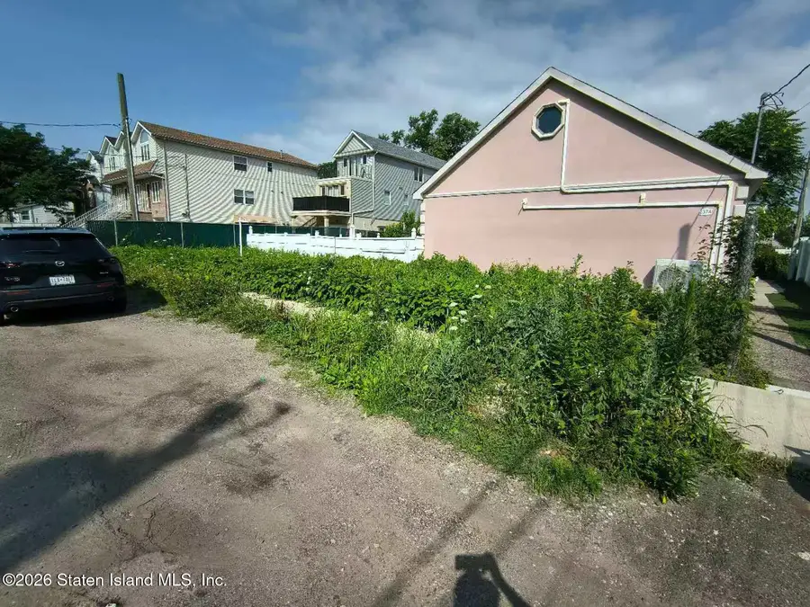 237 Freeborn Street, Staten Island, NY 10306 - #2