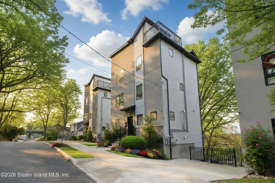 33 Ridgefield Avenue, Staten Island, NY 10304 - #2