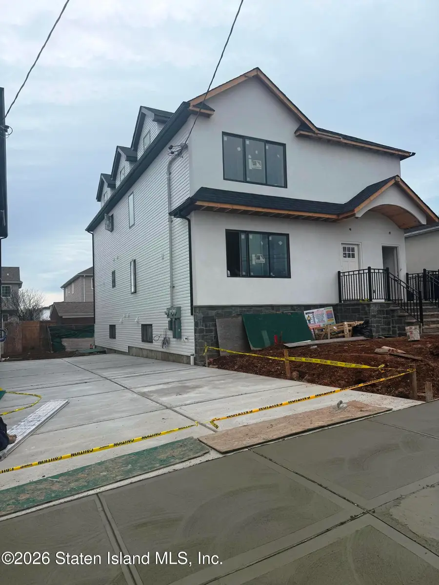 3305 Richmond Avenue, Staten Island, NY 10312 - #3