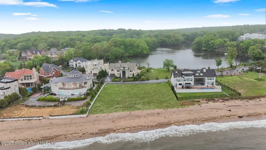 140 Nicolosi Drive, Staten Island, NY 10312 - #2