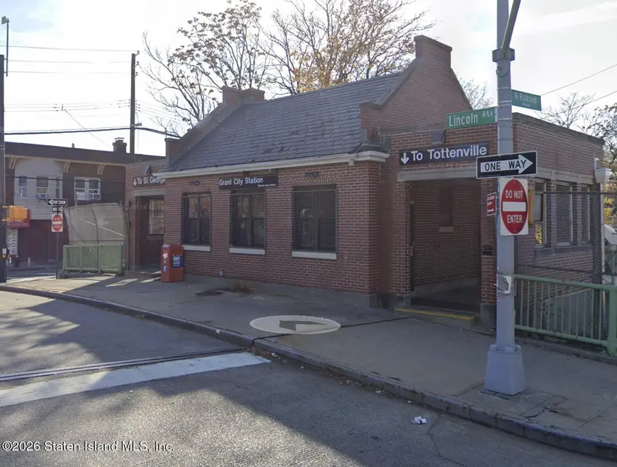 100 Colfax Avenue #6z, Staten Island, NY 10306 - #3