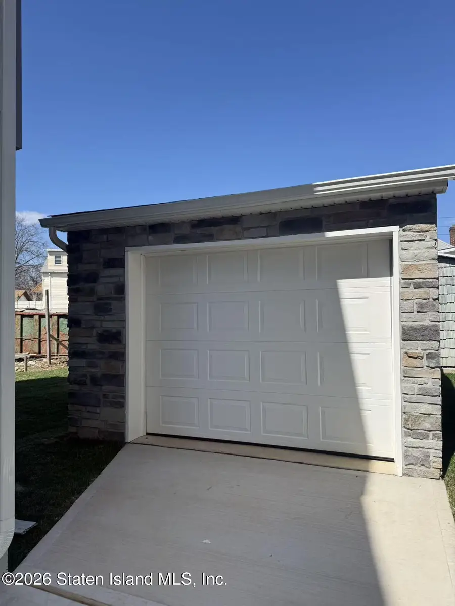 27 Lava Street, Staten Island, NY 10305 - #3