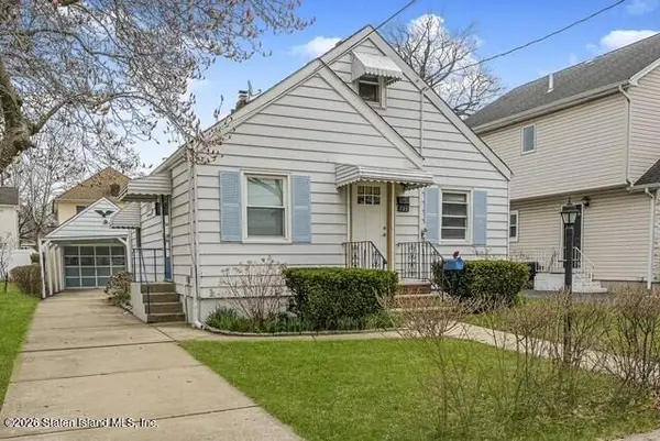 125 Bryson Avenue, Staten Island, NY 10302