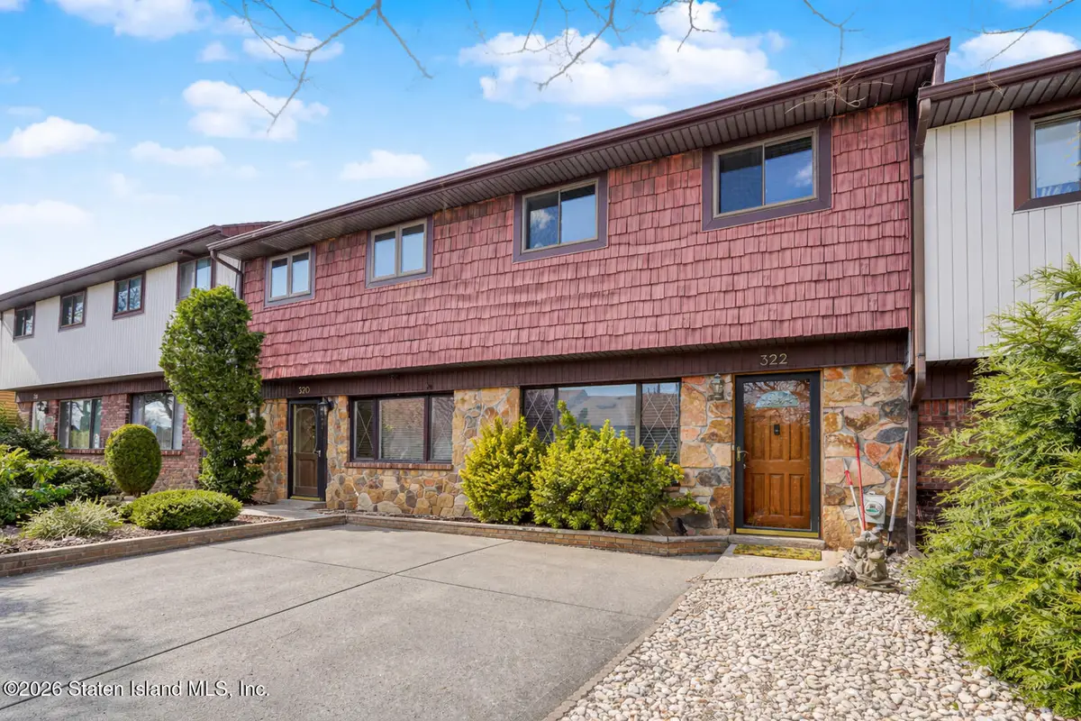 322 Rolling Hill Green, Staten Island, NY 10312 - #1