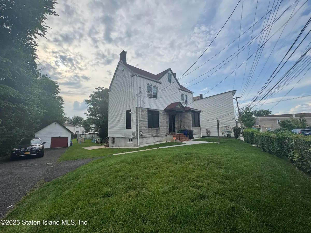 286 Jewett Avenue, Staten Island, NY 10302 - #1