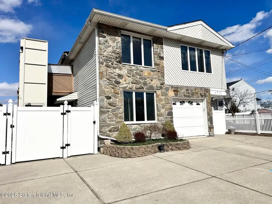 197 Slater Boulevard, Staten Island, NY 10305 - #2