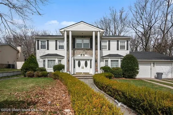 333 Boscombe Avenue, Staten Island, NY 10309