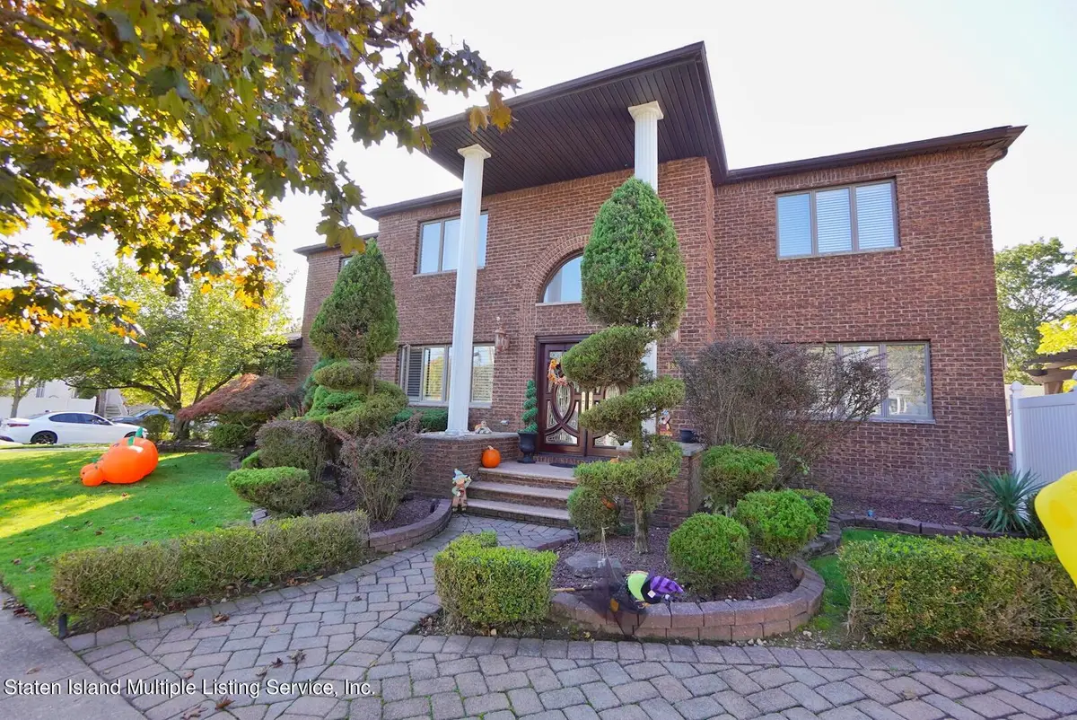 10 Clearmont Avenue, Staten Island, NY 10309 - #1