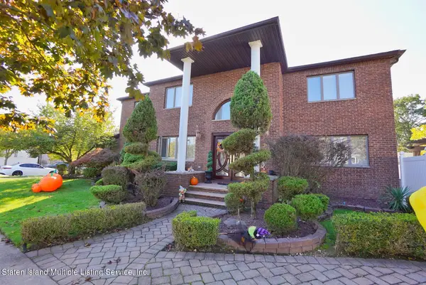 10 Clearmont Avenue, Staten Island, NY 10309
