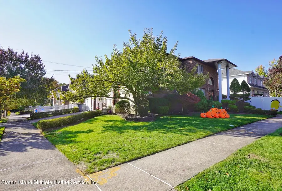10 Clearmont Avenue, Staten Island, NY 10309 - #3