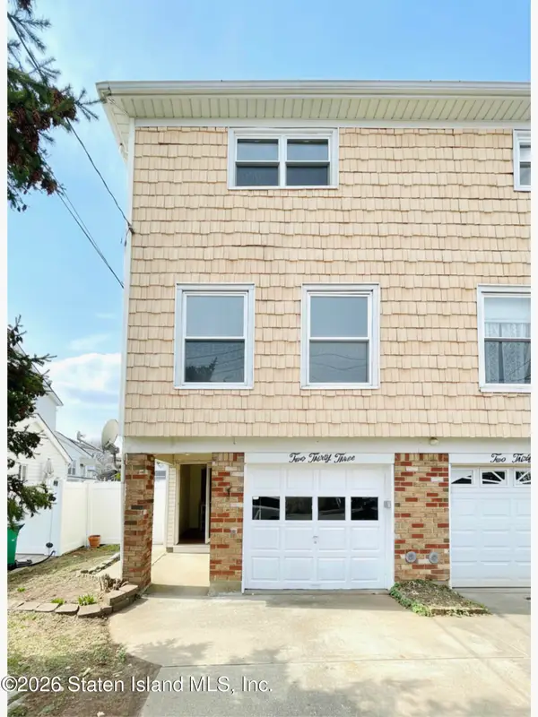 233 Weed Avenue, Staten Island, NY 10306