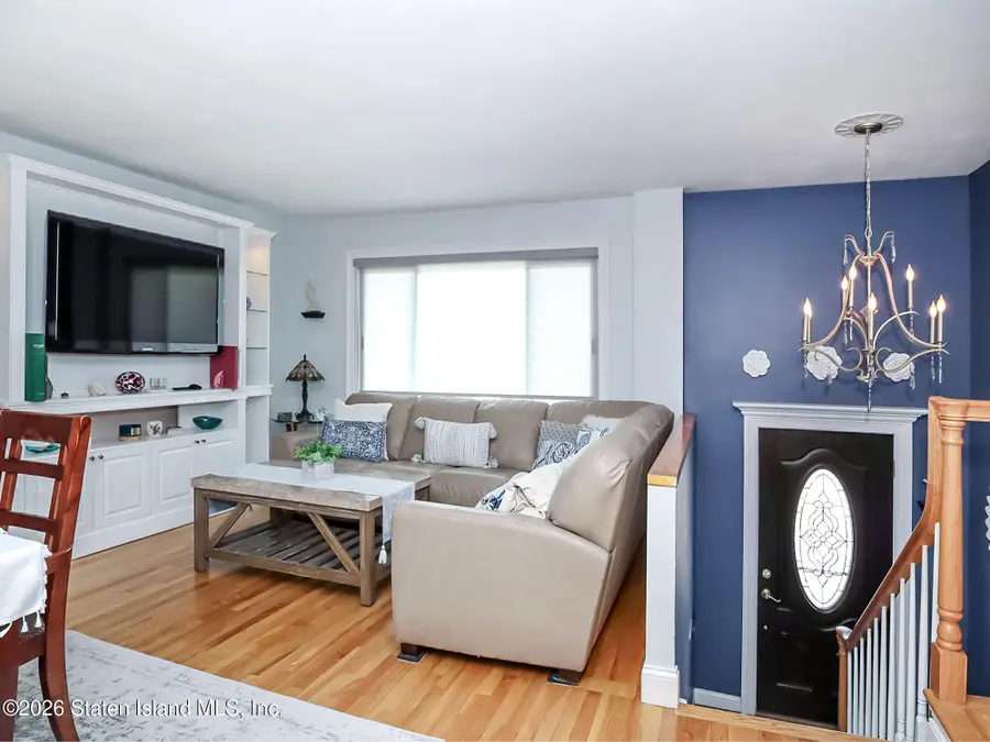 841 Rensselaer Avenue, Staten Island, NY 10309 - #3