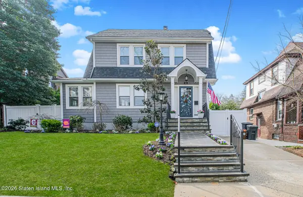 84 Elwood Place, Staten Island, NY 10301