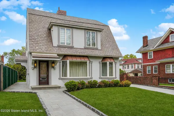 125 Garretson Avenue, Staten Island, NY 10304
