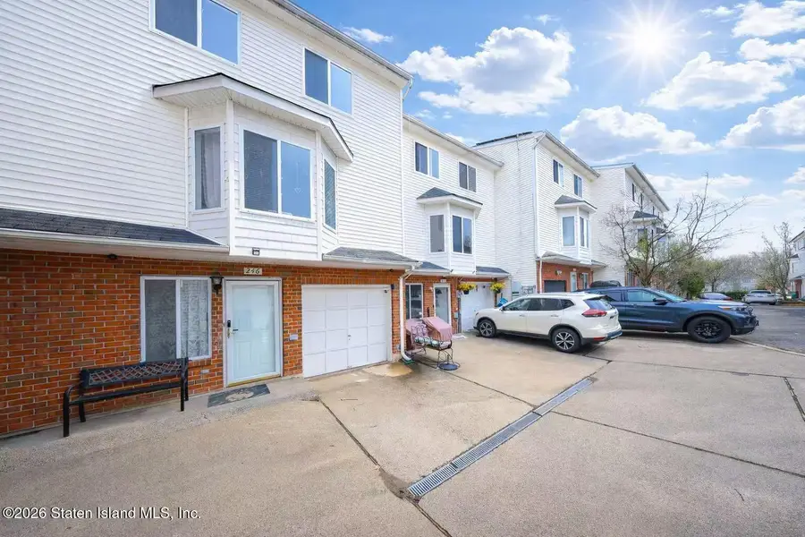 246 Jamie Lane, Staten Island, NY 10312 - #2