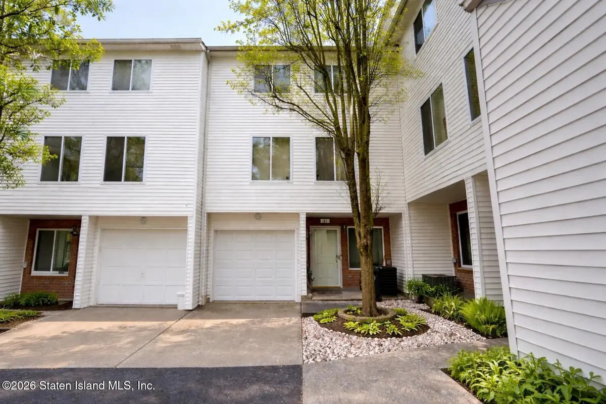 33 Amanda Court, Staten Island, NY 10312 - #1