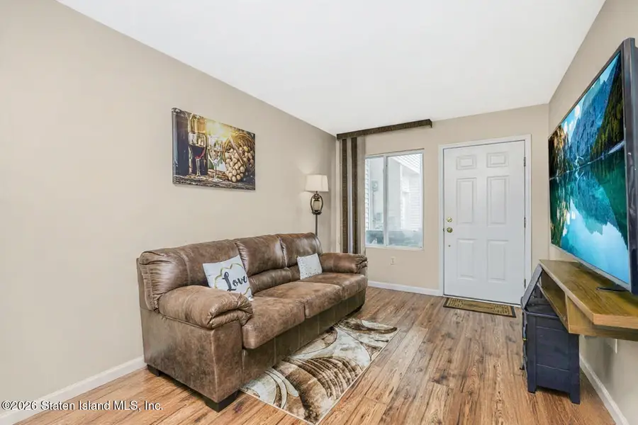 33 Amanda Court, Staten Island, NY 10312 - #2