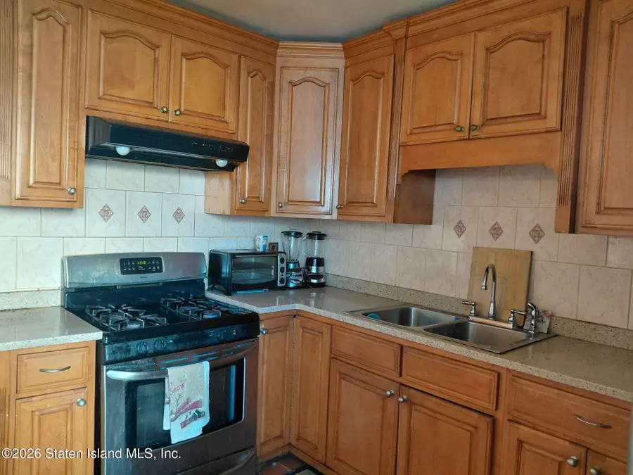 91 Long Pond Lane, Staten Island, NY 10304 - #2