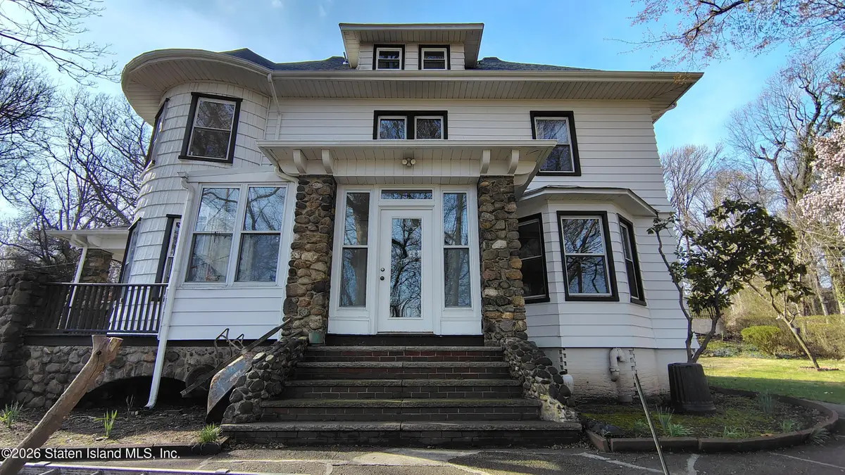 150 Douglas Road, Staten Island, NY 10304 - #1