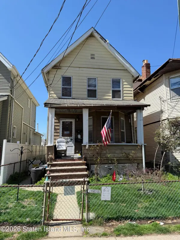 400 Jewett Avenue, Staten Island, NY 10302