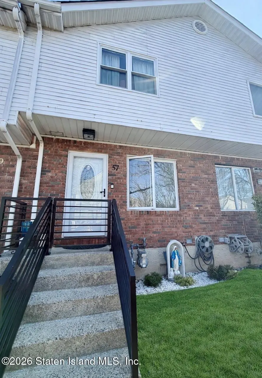 57 Country Lane, Staten Island, NY 10312 - #1