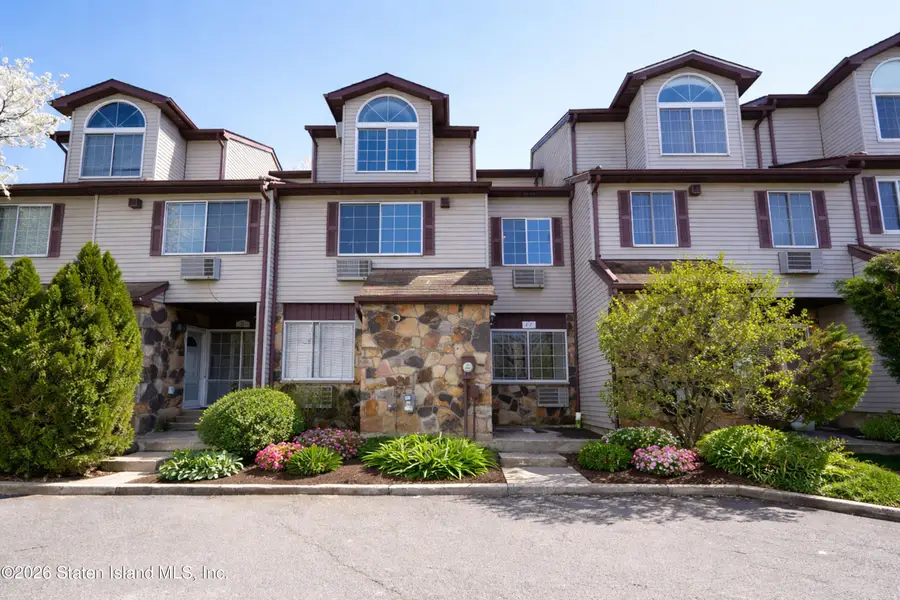 27 Croft Court, Staten Island, NY 10306 - #2
