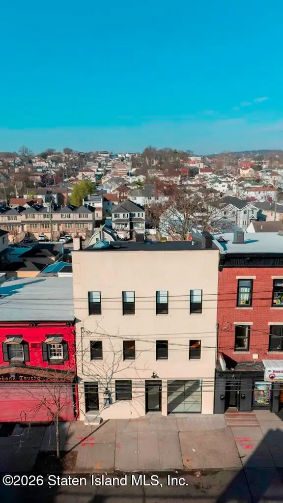 1256 Bay Street, Staten Island, NY 10305