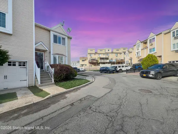 30 Northport Lane, Staten Island, NY 10314