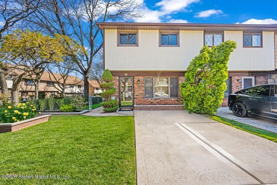 15 Hickory Circle, Staten Island, NY 10312 - #2