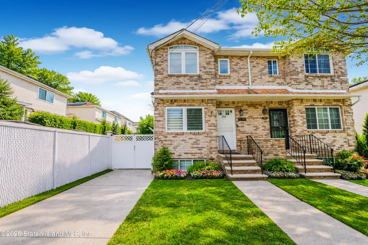 234 Queen Street, Staten Island, NY 10314 - #1