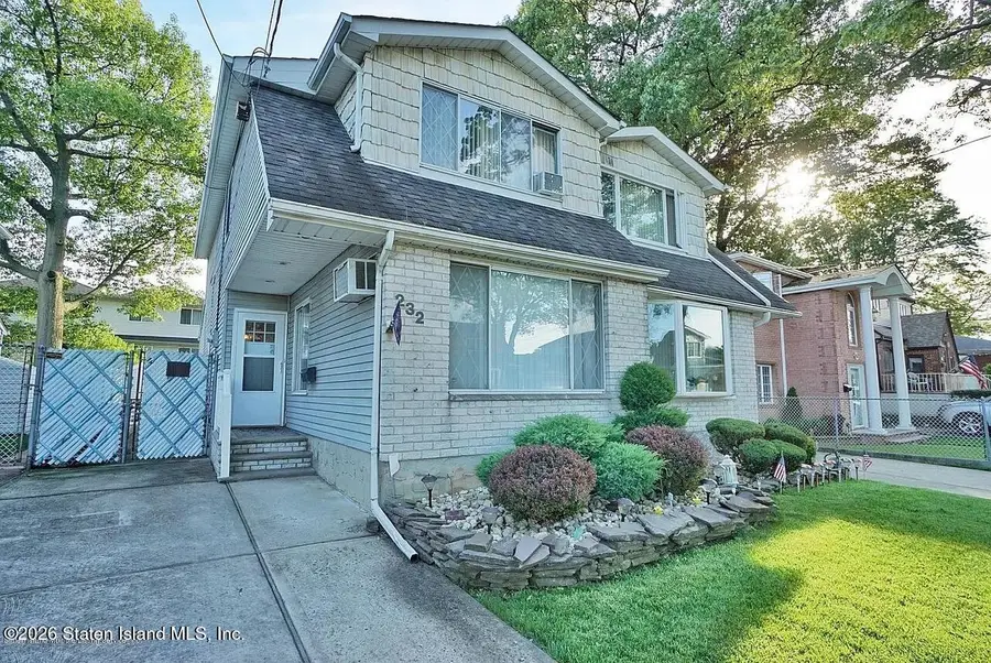232 Hunter Avenue, Staten Island, NY 10306 - #2