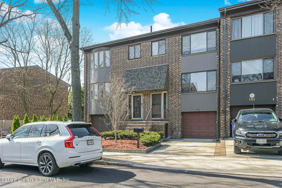 97 Dogwood Lane, Staten Island, NY 10305 - #2