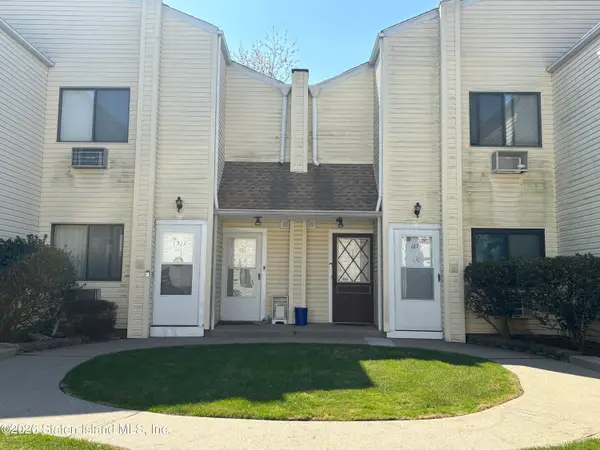 127 Stack Drive, Staten Island, NY 10312