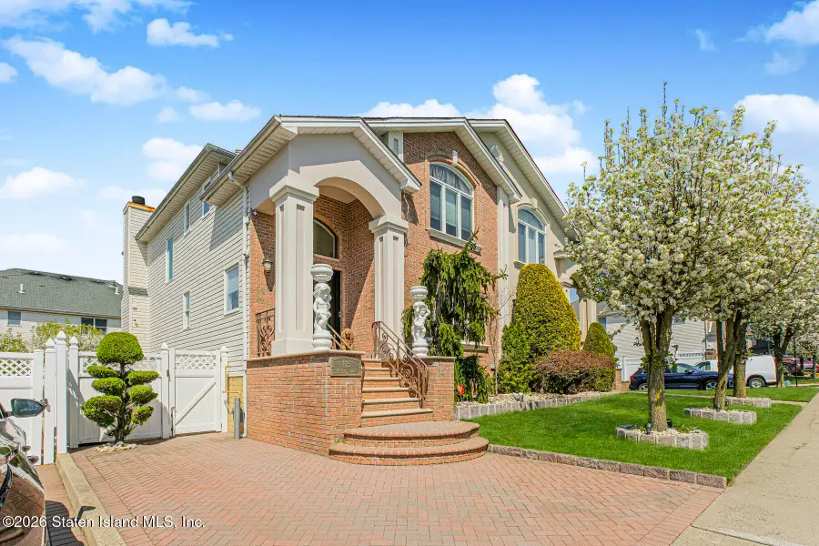 115 Covington Circle, Staten Island, NY 10312 - #2