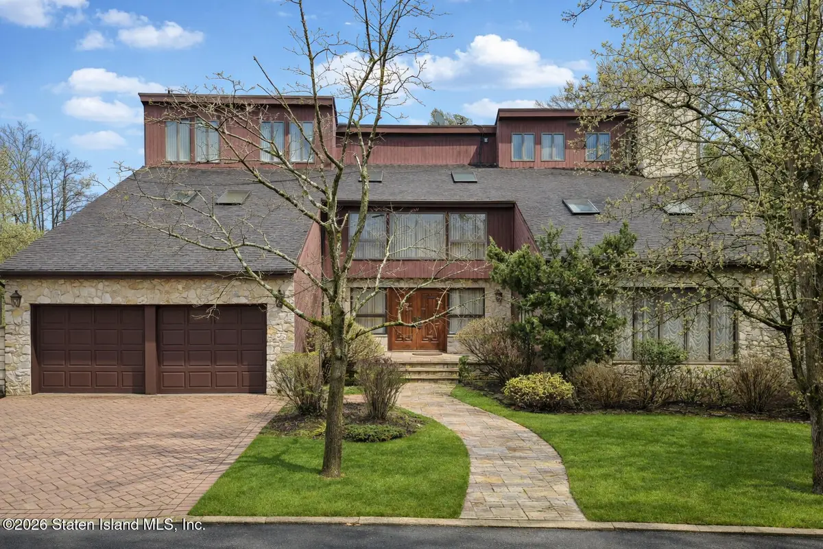 10 Arbutus Way, Staten Island, NY 10312 - #1