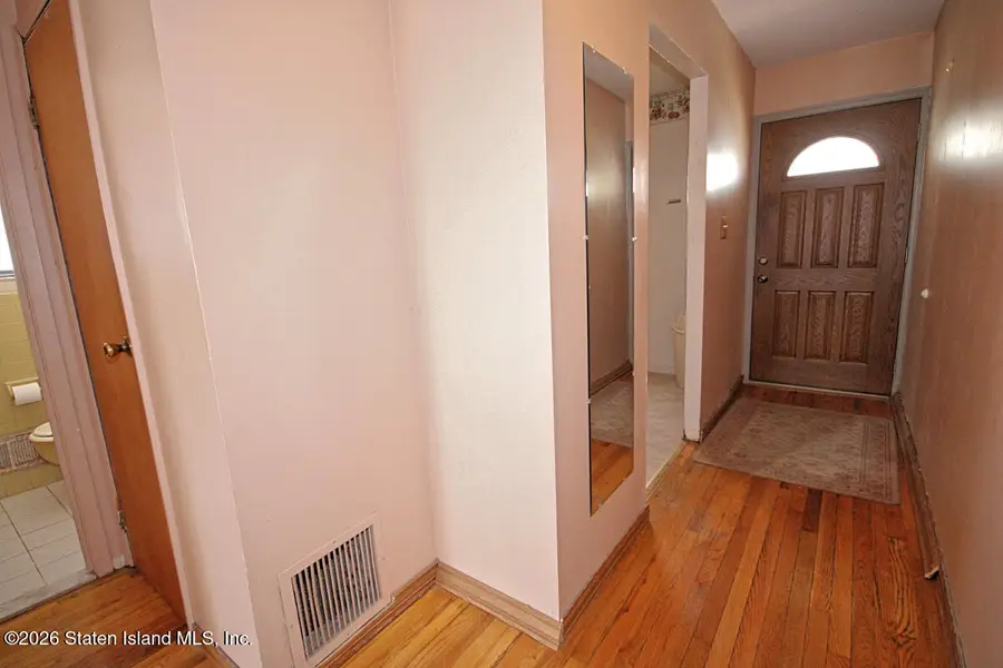 10 Berry Avenue W, Staten Island, NY 10312 - #3