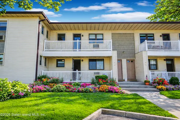 63 Wharfside Drive, Monmouth Beach, NJ 07750